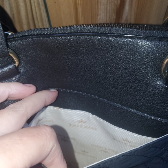 Purse - Picture 3 of 4